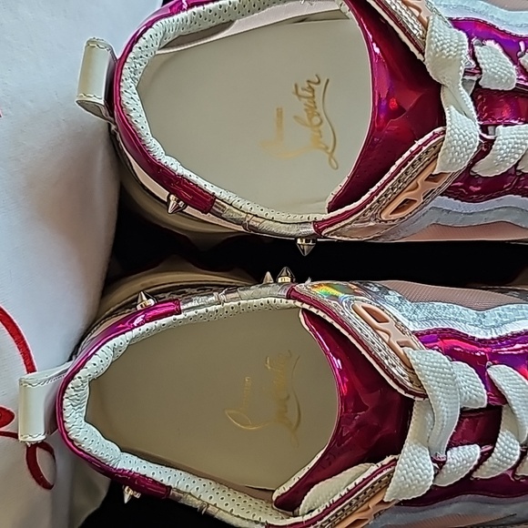 🔥 Loubi Sharks🔥 Like New Condtion - Picture 7 of 9